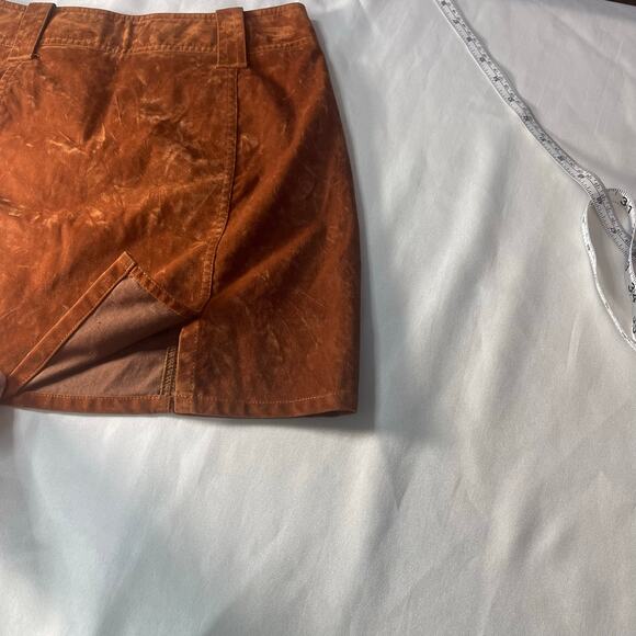 Vintage Guess velvety soft mini skirt size 28 rust brown -preowned **Flaw** - Picture 5 of 10